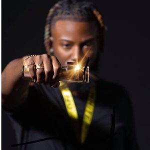 Meet your Posher, Phillip